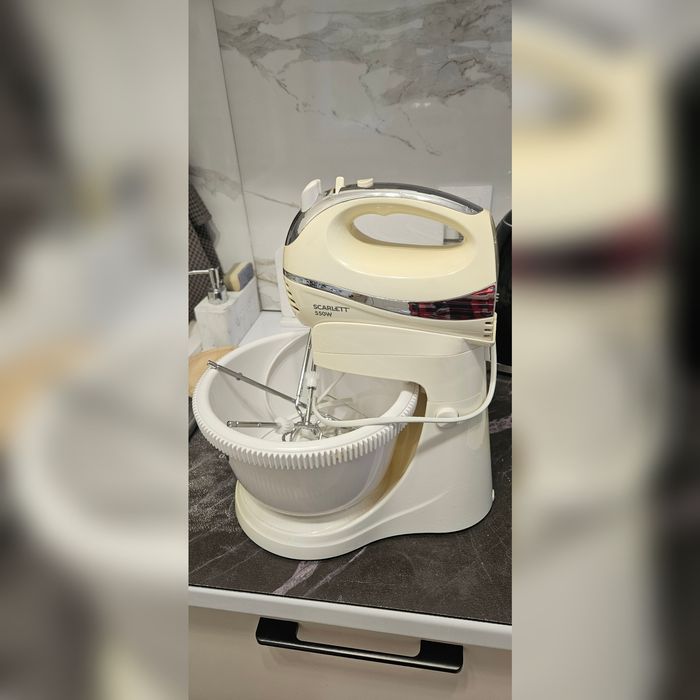 Миксер Scarlett 550 W