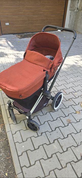 Cybex Priam , Cybex aton q