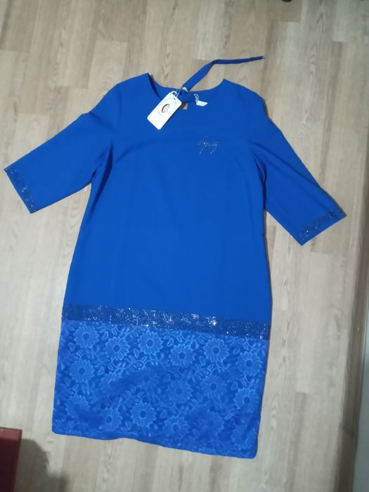 Платья новые. 3000