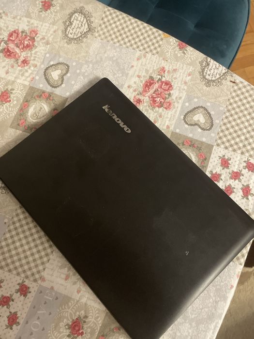 Laptop lenovo an 2020