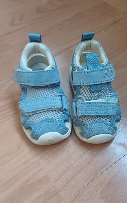 Продам детские басаножки