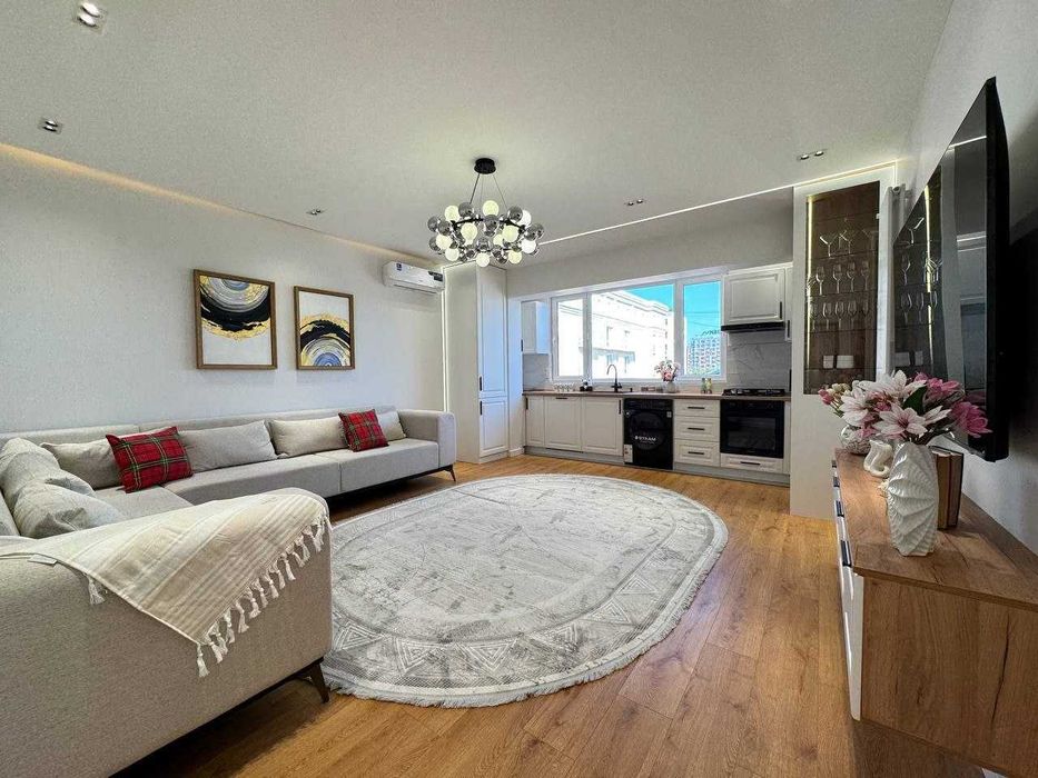 Сдается уютная 2в3х комнатная квартира на Айбеке 3/5/9 Р1