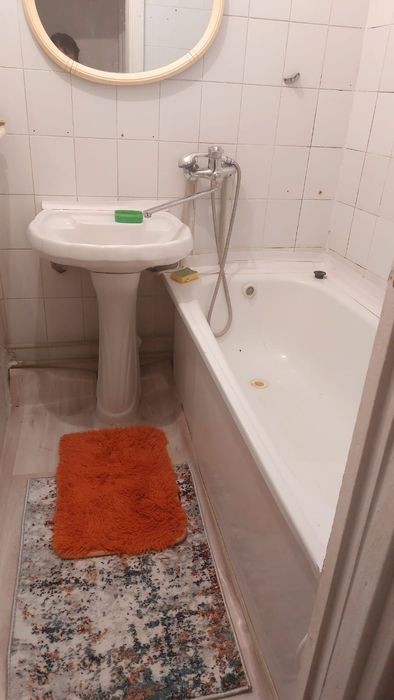 Сдам 2к квартиру в центре города