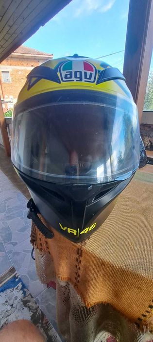 AGV мото каска чисто нова