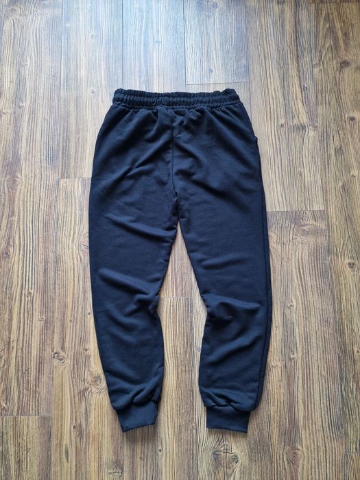 Мъжки спортен екип долнище и горнище размер S M L XL 2XL
Най-висок кла