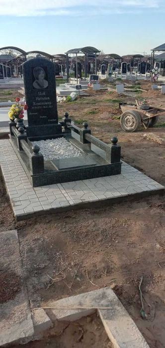 Памятники гранитные