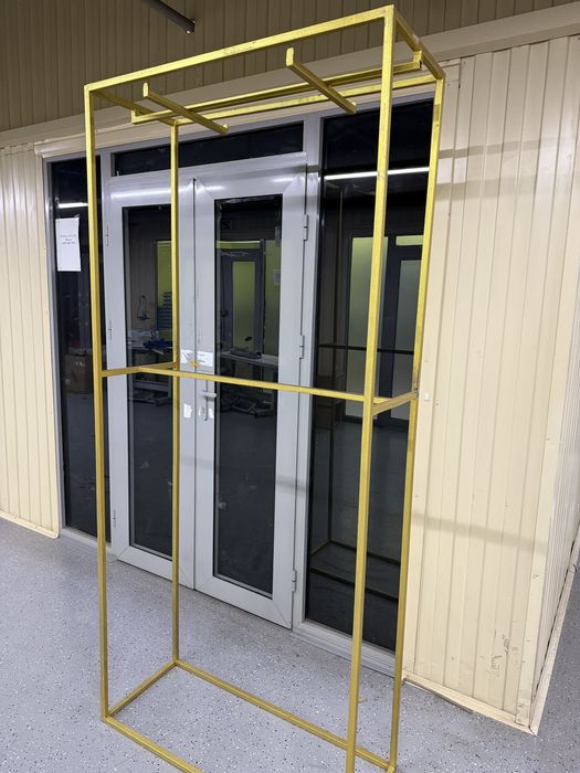 Стойки  для одежды