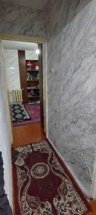 2-хонали квартира сотилади, 42 квадрат, балкон 2х6, Бектемир тумани