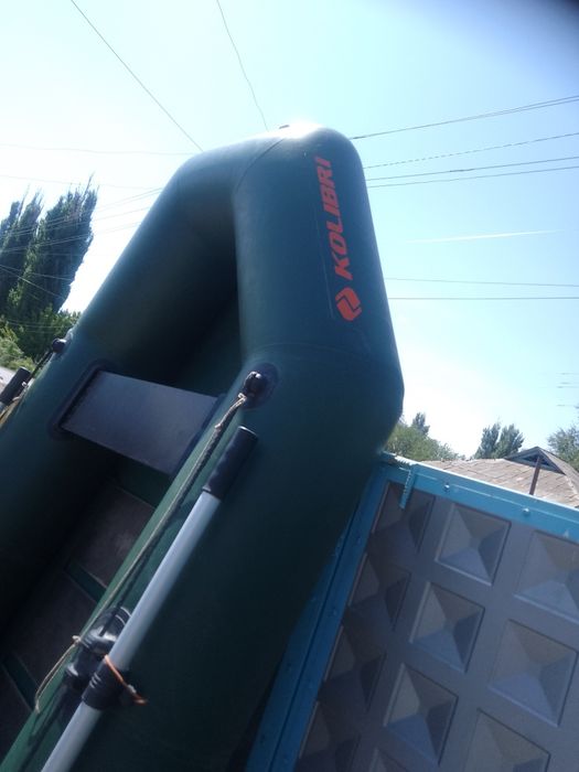 Лодка надувная ,двух местная .