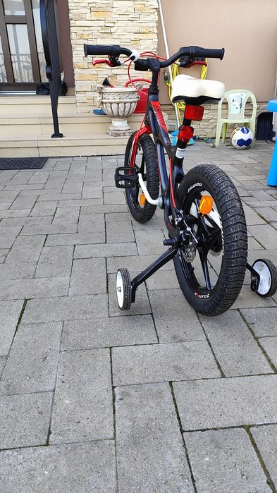 Vând bicicleta copii Royale Baby 16 inchi cadru și roti magneziu