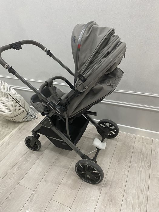 Детская коляска прогулочная