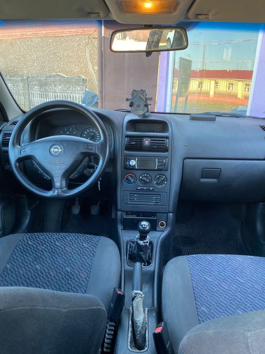 Vând opel astra caravan