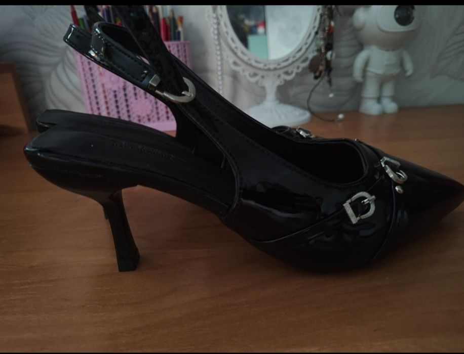 Продам туфли женские