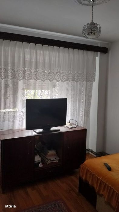 Apartament 3 camere, zona Doja, mansarda proprie
