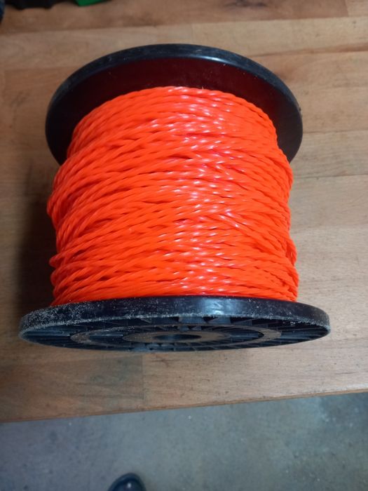Vând fir motocoasa de 3mm