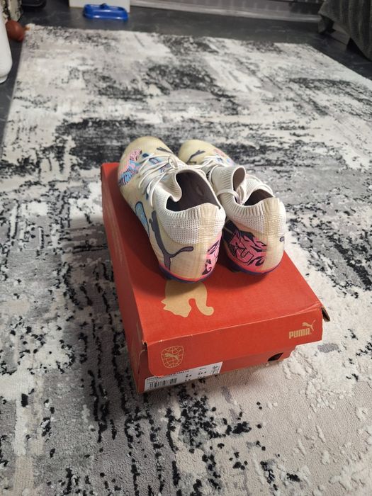 Ghete de fotbal Puma FUTURE 7 pro VOL. UP FG/AG
ghetele au fost cumpar