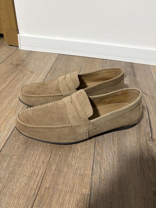 Loafers        .