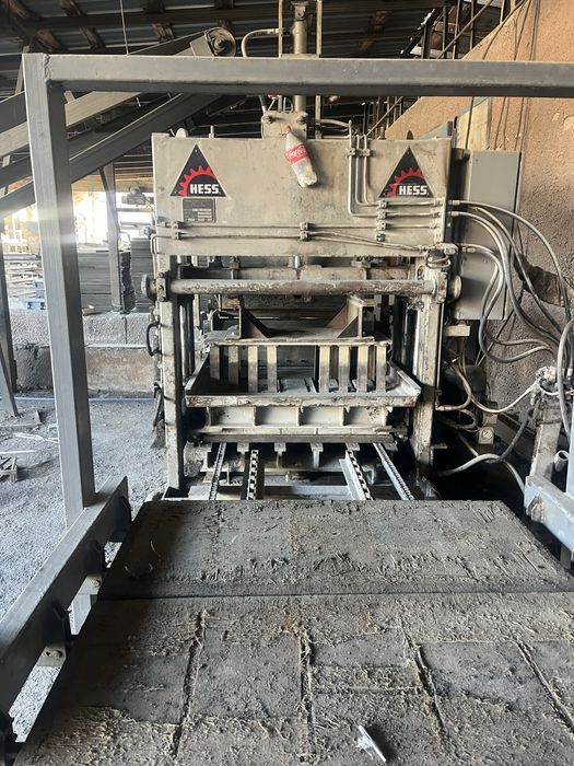 Продам станок Hess для сплитера и брусчатки Hess немецкий