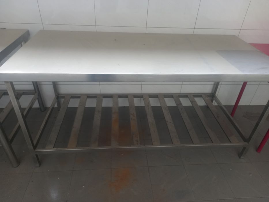 Продаётся духовка 2 камерный на газе и электрически  новая  и гриль