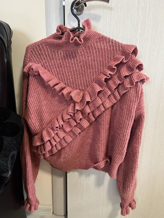 Пуловери по 10лв