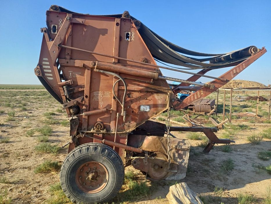 Пресс подборщик