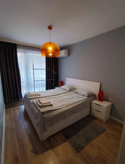 Дава се под наем Двустаен апартамент в Варна, Център - 80 кв.м за 920 € - Снимка #5