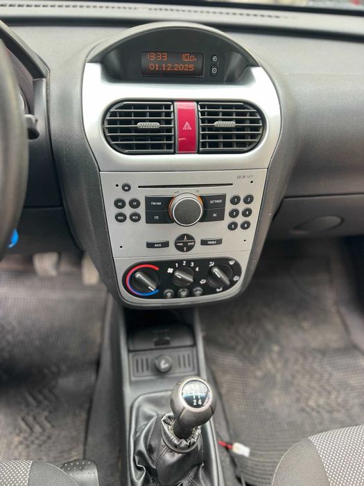 Opel Combo 1.4 - 47000км. РЕАЛНИ - TUV