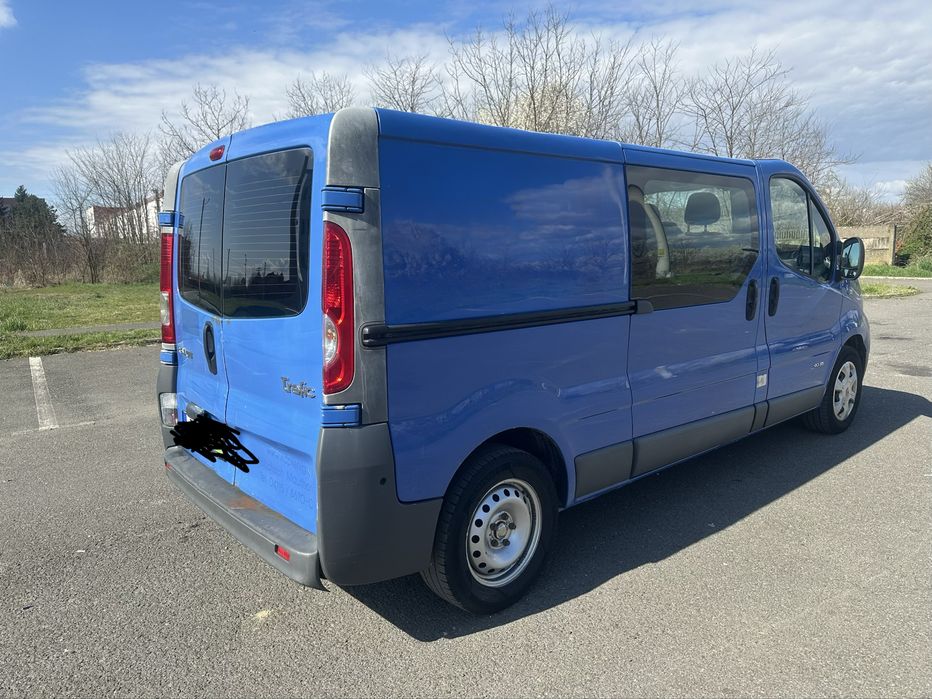 Renault Trafic  6 locuri