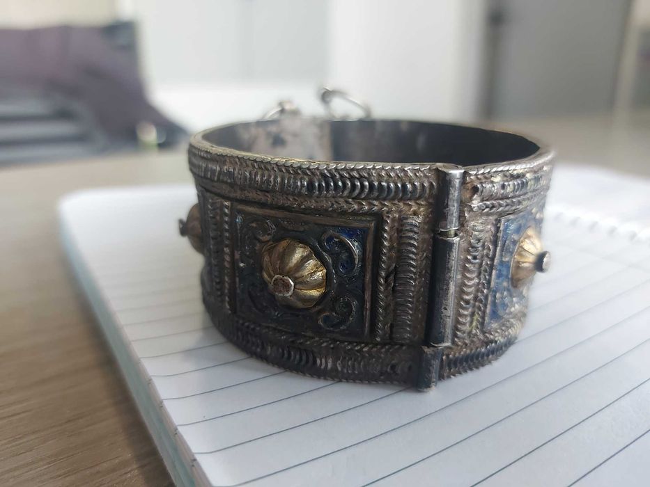 Антична етнографска племенна сребърна гривна произход Мароко