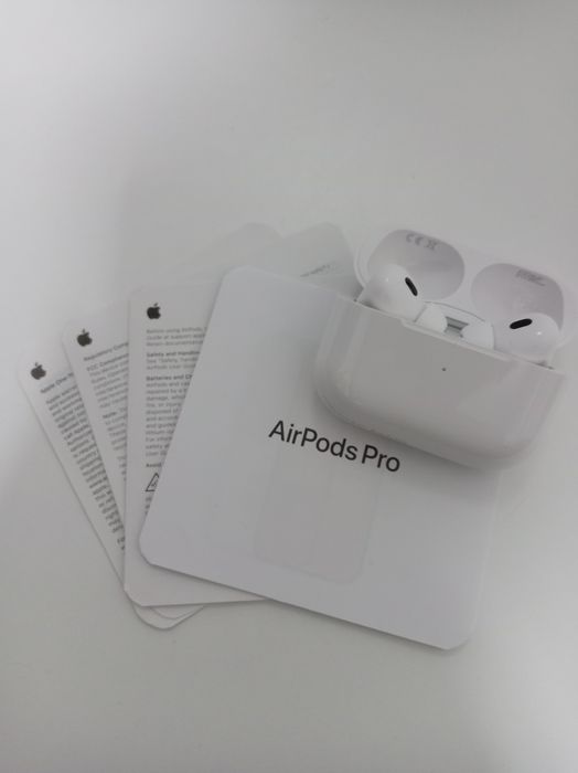 Air pods pro 2 noi, în garantie