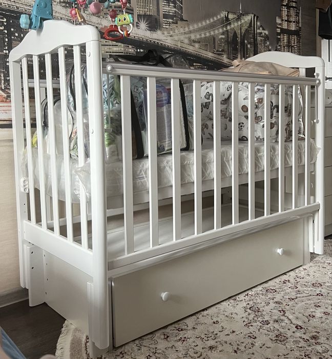 Срочно продам кроватку