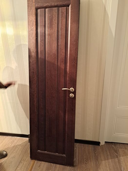 Продам б/у двери