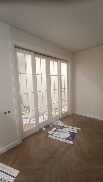 Установка межкомнатных дверей