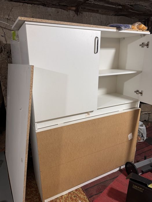 Mebil sotilad витрины полка