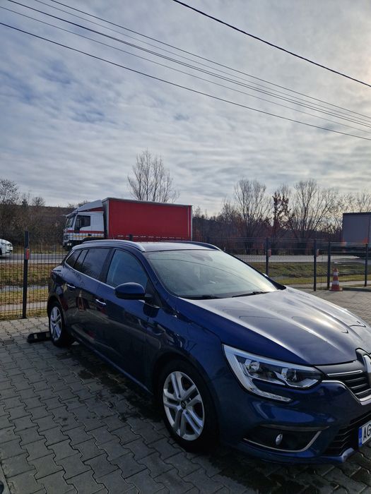 Vând renault megane 4 2017