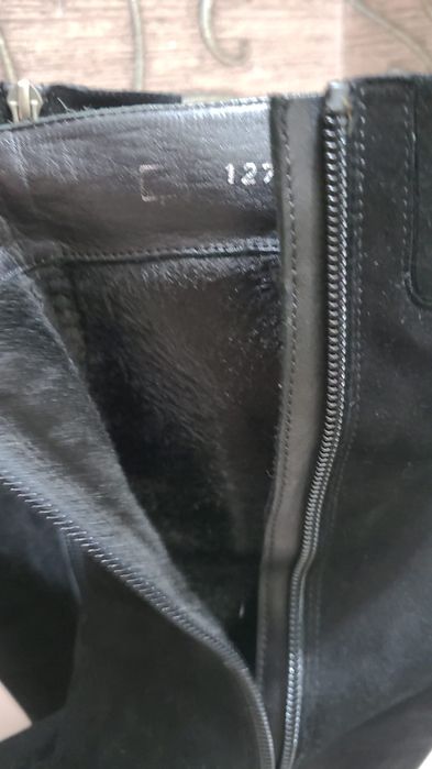 Продам зимние сапоги 38 размер