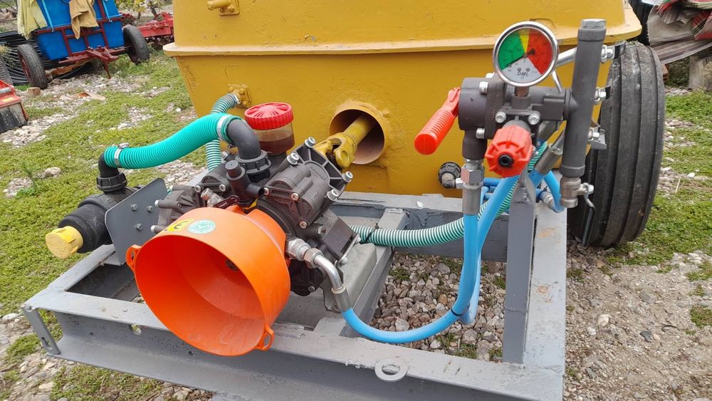 Вентилаторна пръскачка 1500 л.