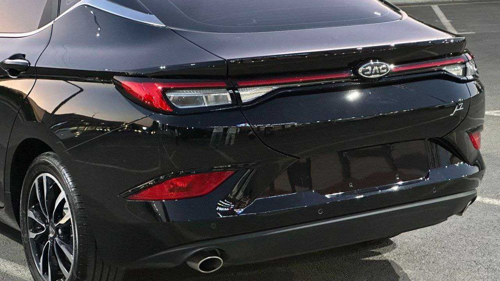 JAC J7 boshang'ich to'lov bilan