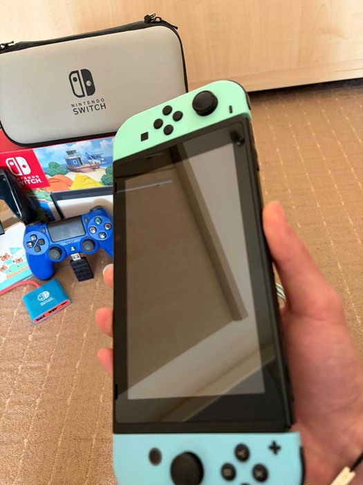 Nintendo Switch V2 + Jocuri + Accesorii (Impecabil)