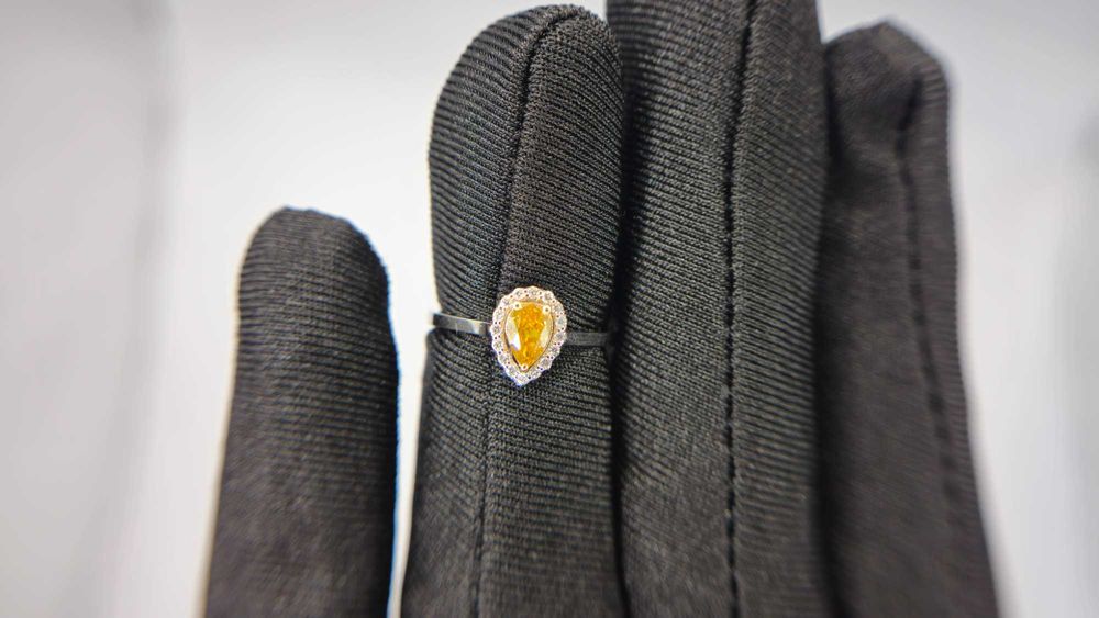 Inel 14K – diamant natural Fancy Deep Orange Yellow IGI