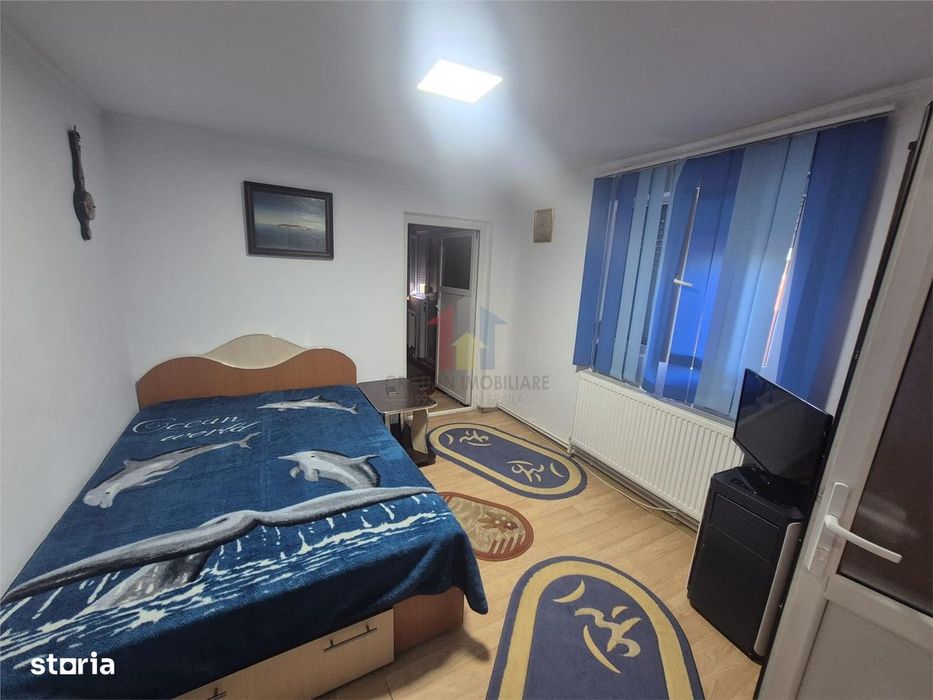 Casa 3 cam CARAMIDA zona Dorobantilor Plantelor