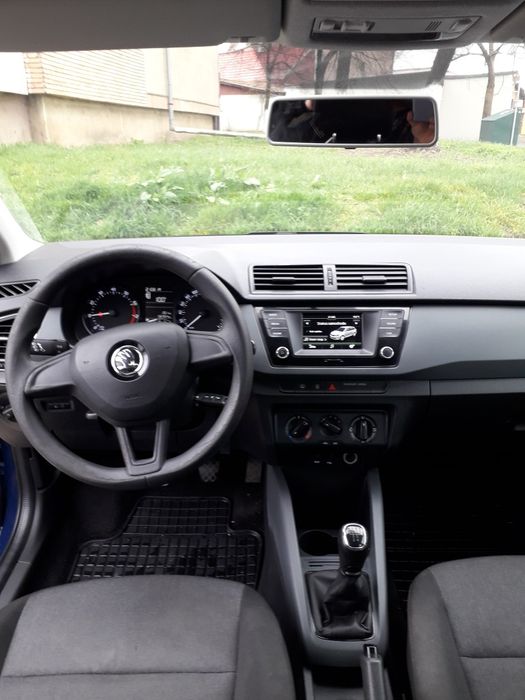 Vind Skoda Fabia Motor de 1000  pe benzină preț preț 5500