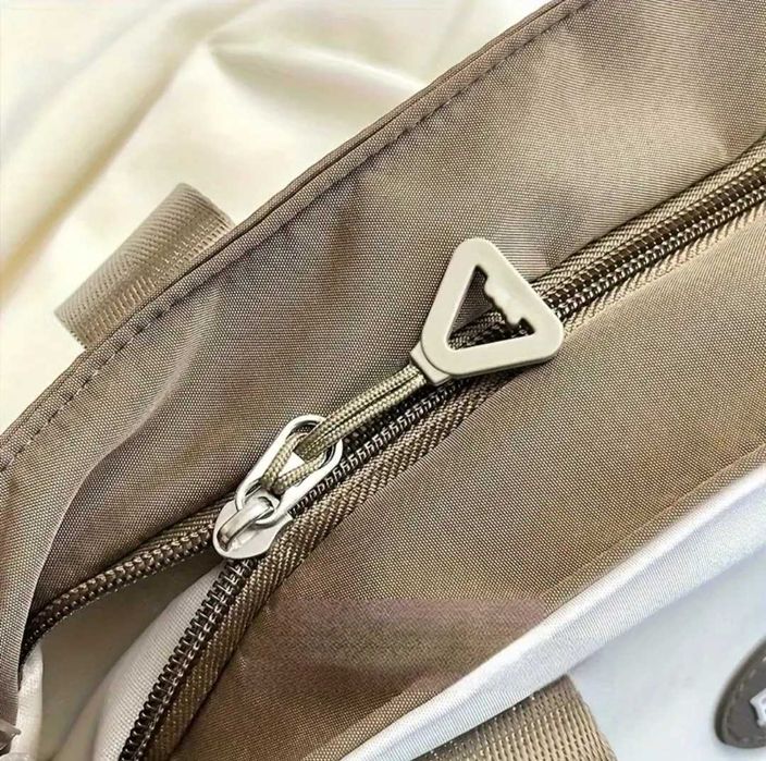 Дамска елегантна чанта, в цвят кафе