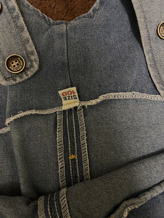 Продам джинсовый комбинезон