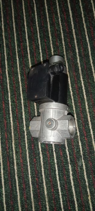 Продам газовый клапан