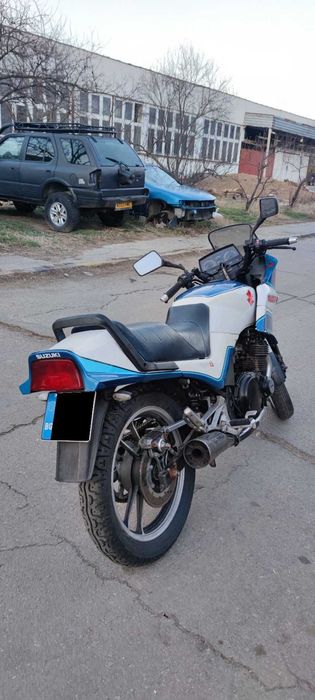 Suzuki GSX 550 ES 1986 година