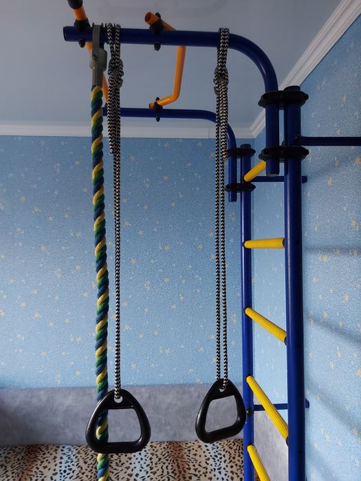 Продам турник     .