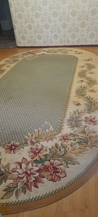 Продам два ковра