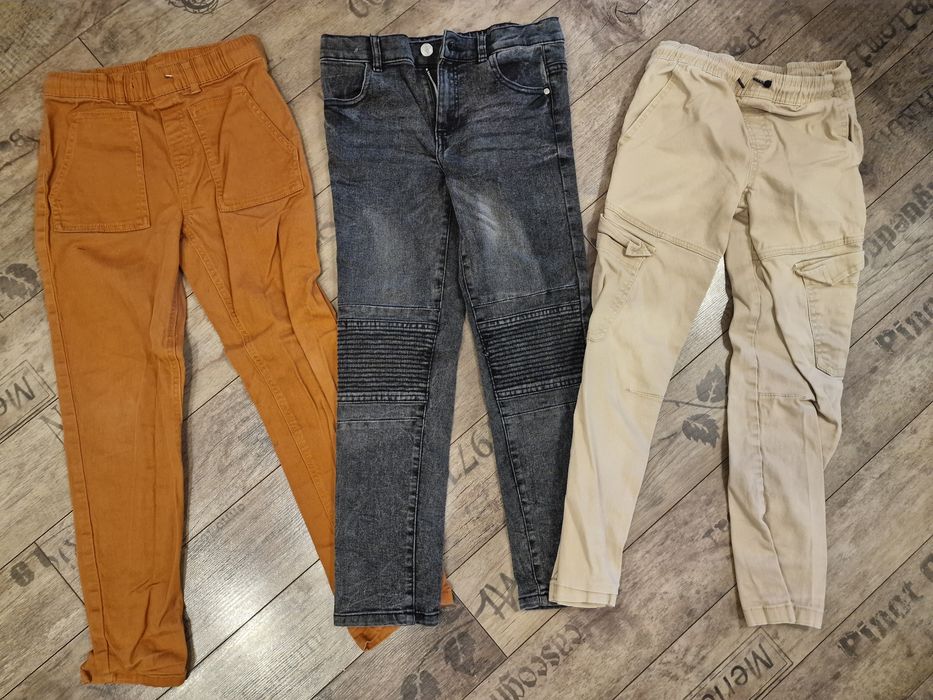 Всичко по 5 лв. Размер 134-140см момче