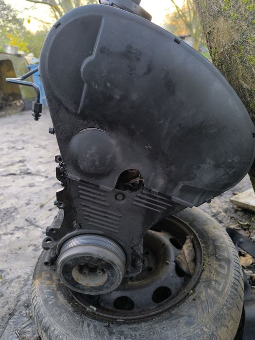 Двигател golf 4 1.9 дизел 90 коня